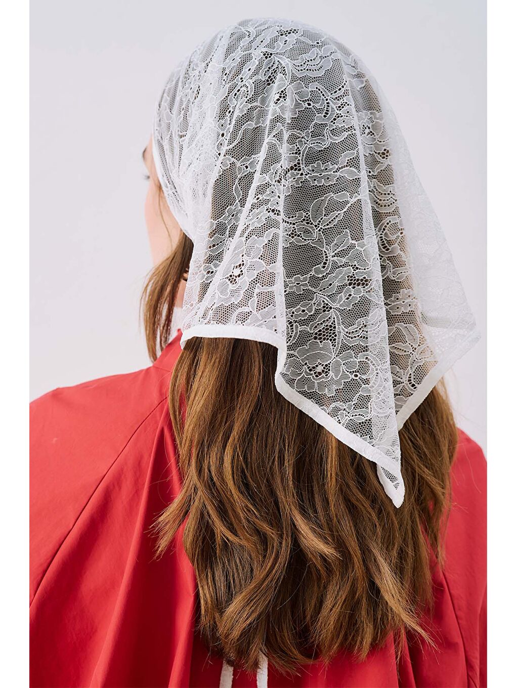 Dantel Üçgen Ekru Bandana-1
