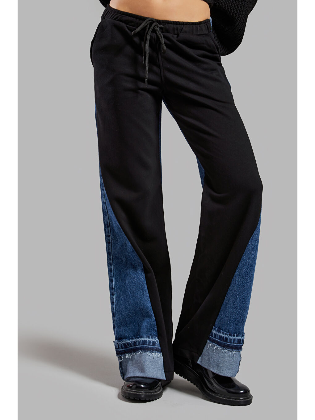 Mavi Kadın Jean Rengi 2w45 Örme Denim Parçalı Loose Fit Tasarım Pantolon-4