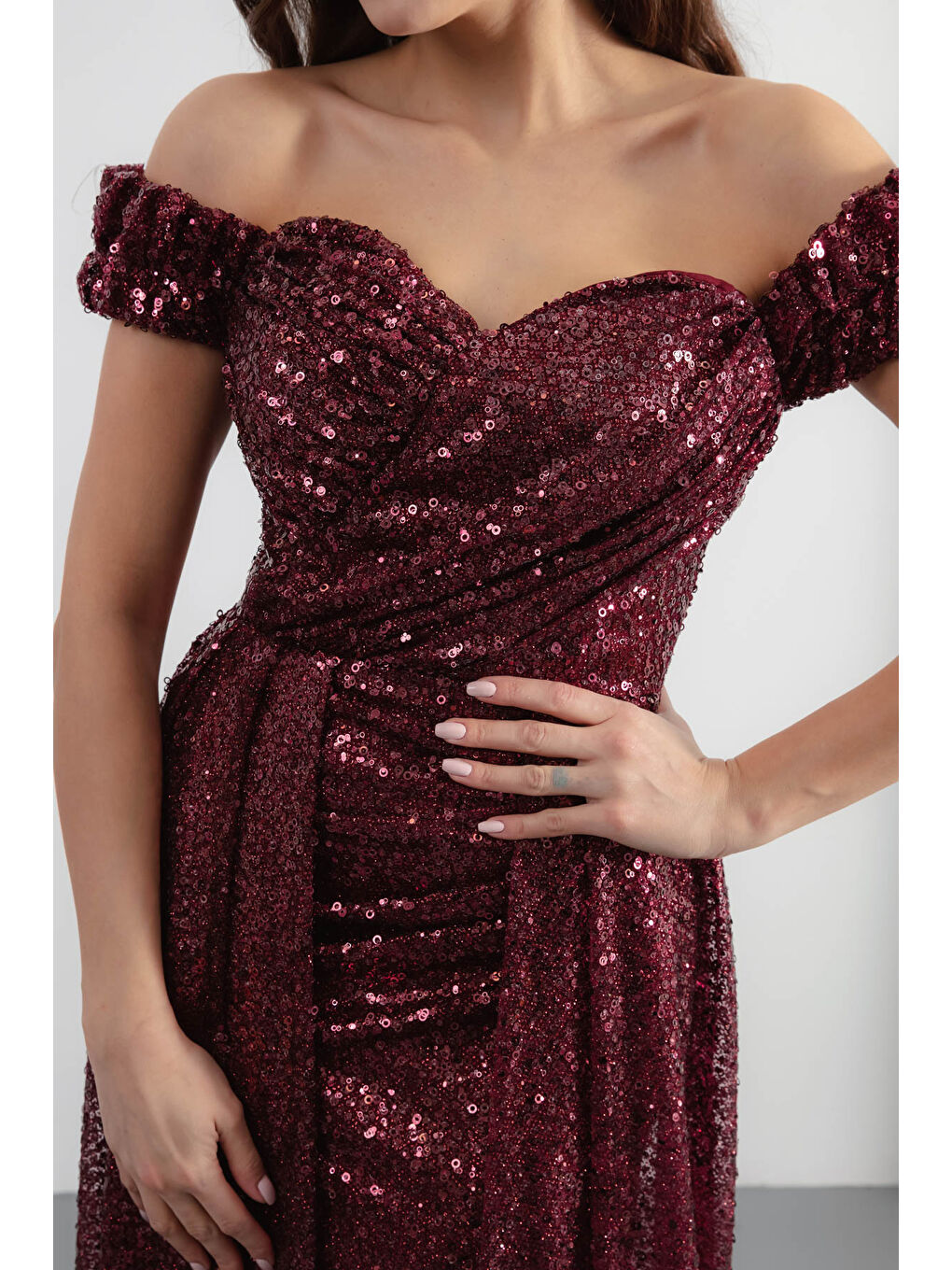 Kadın Bordo Pul Payet Işıltılı Uzun Abiye Elbise-3