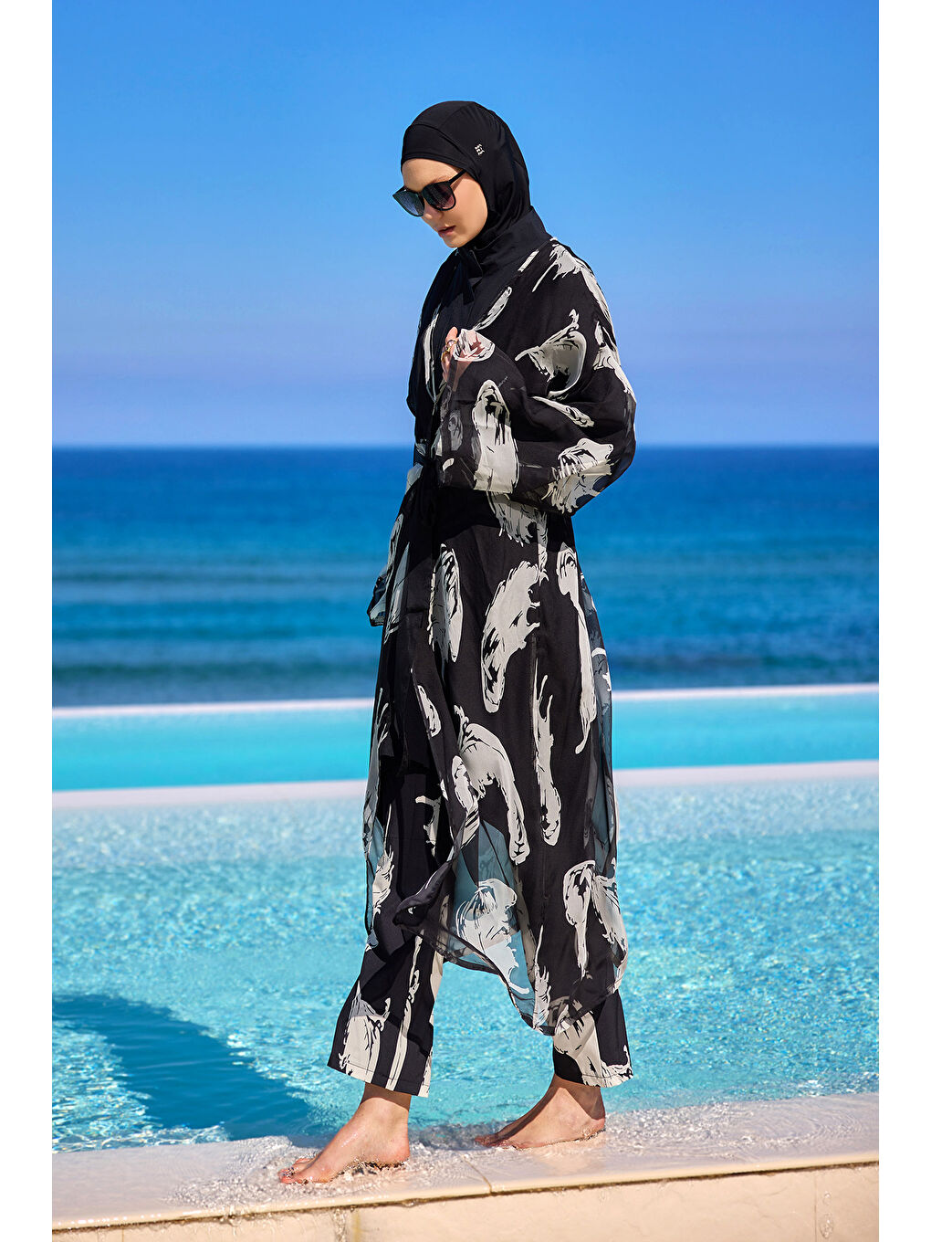 Siyah Renkli Desenli İpeksi Kimono - Hafif Dokulu, Tam Boy Pareo P2503-3-3