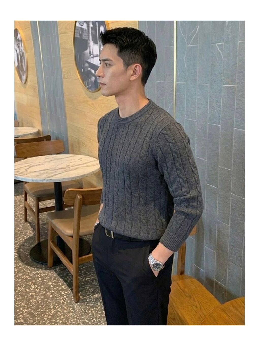 Gri Erkek Bisiklet Yaka Slim Fit Saç Örgülü Triko Kazak-1