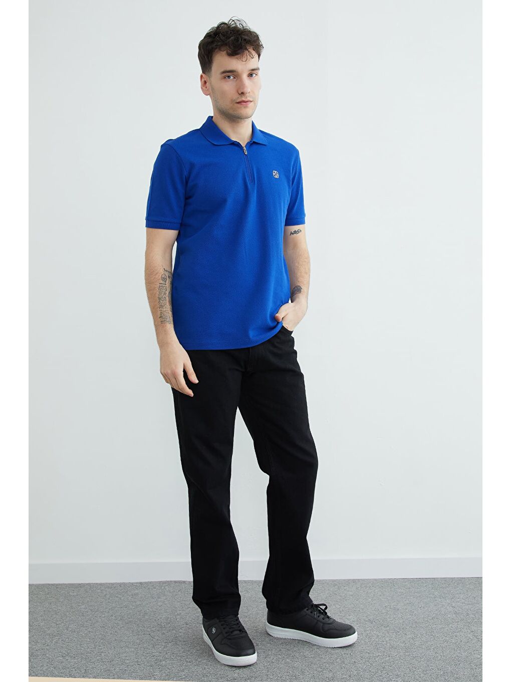 Mavi Fermuarlı  Baskılı Polo Yaka Tişört-4