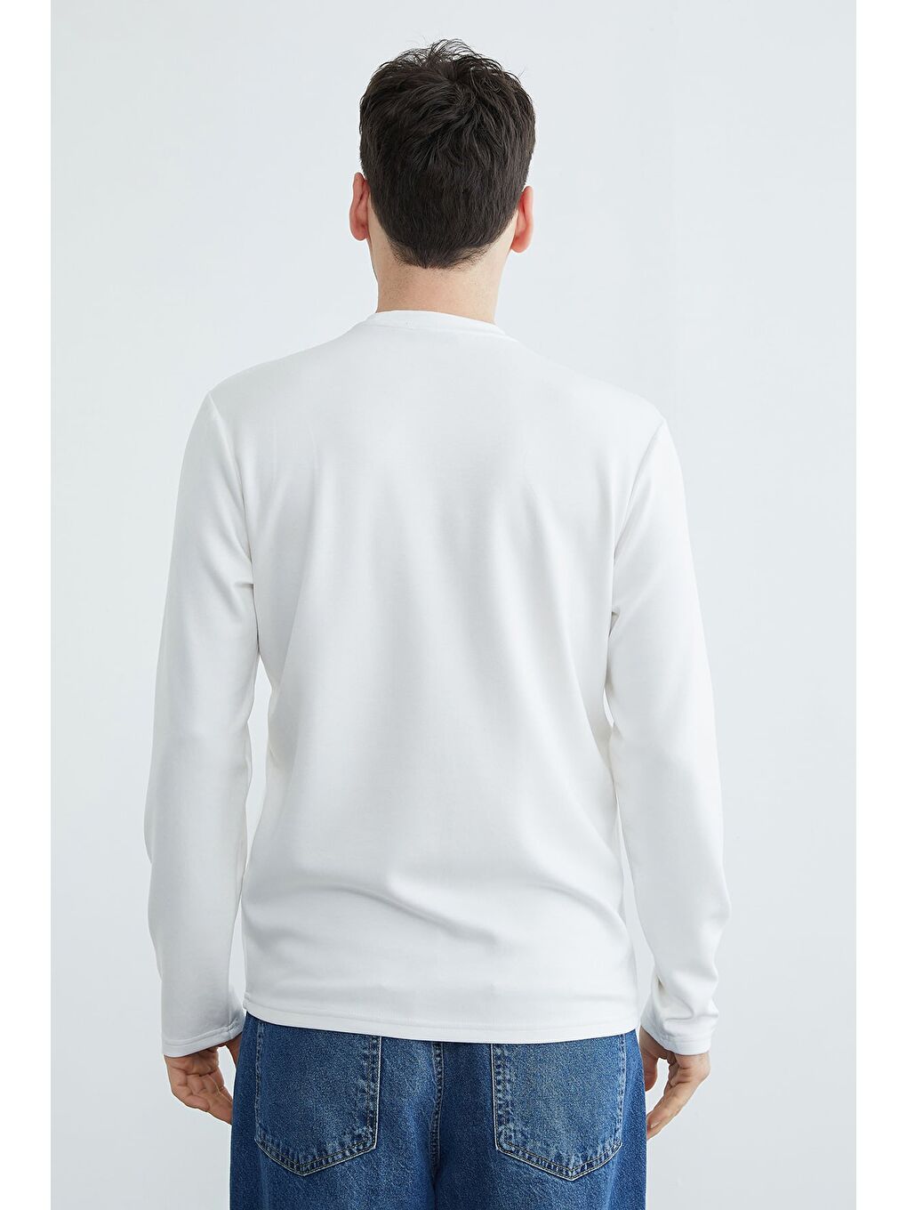 Beyaz Basic Bisiklet Yaka Modal Sweatshirt-4