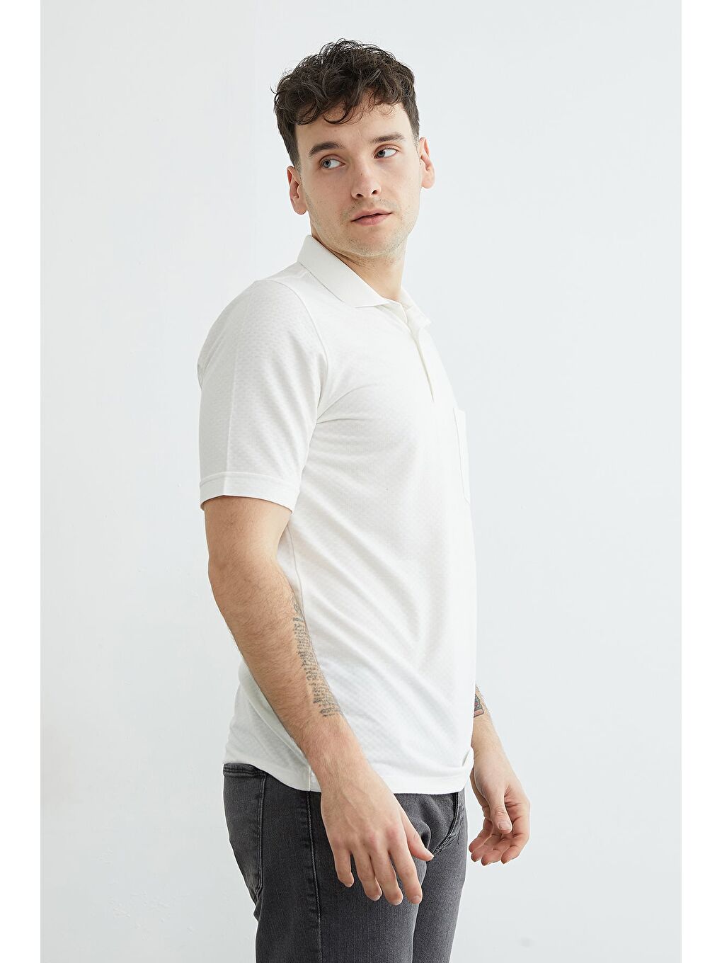 Ekru Desenli Tek Cepli Polo Yaka Tişört-3