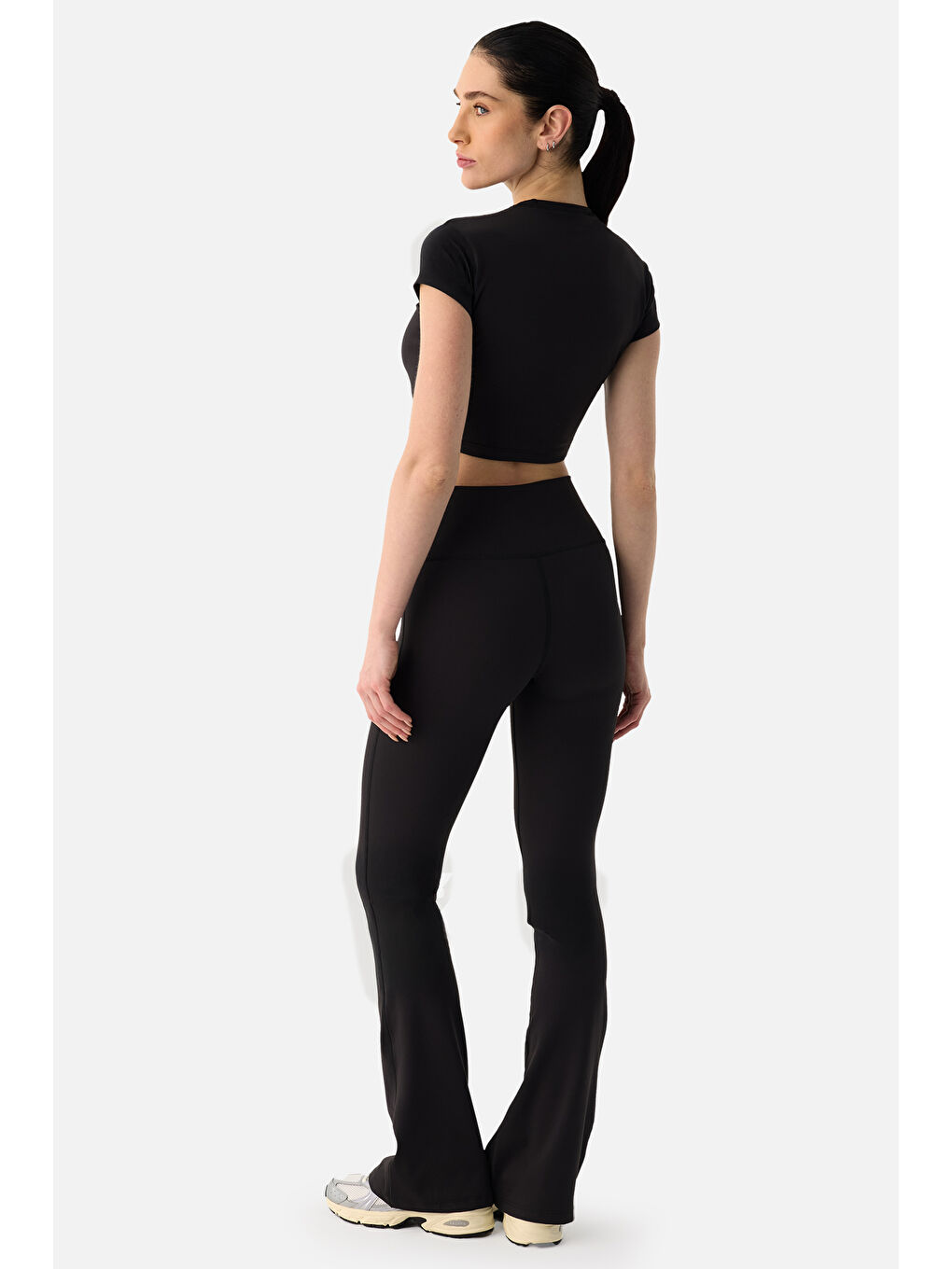 Liora Yumuşak Kumaş Geniş Paça Siyah Tayt Pantolon-2