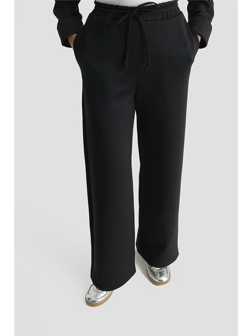 Desenli Kapüşonlu Relax Takım Siyah-3