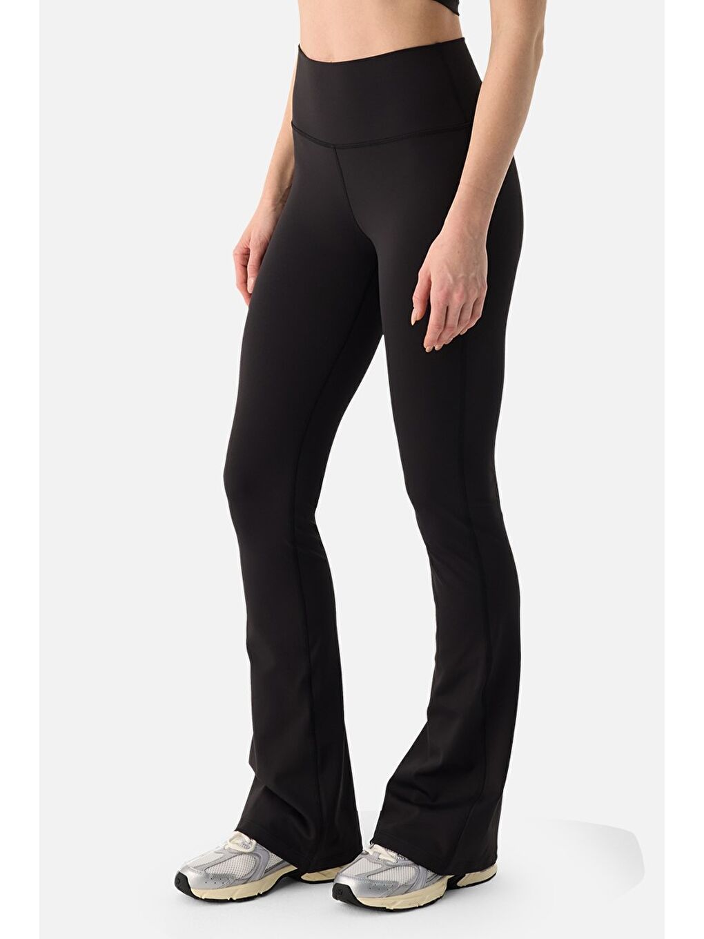 Liora Yumuşak Kumaş Geniş Paça Siyah Tayt Pantolon-4