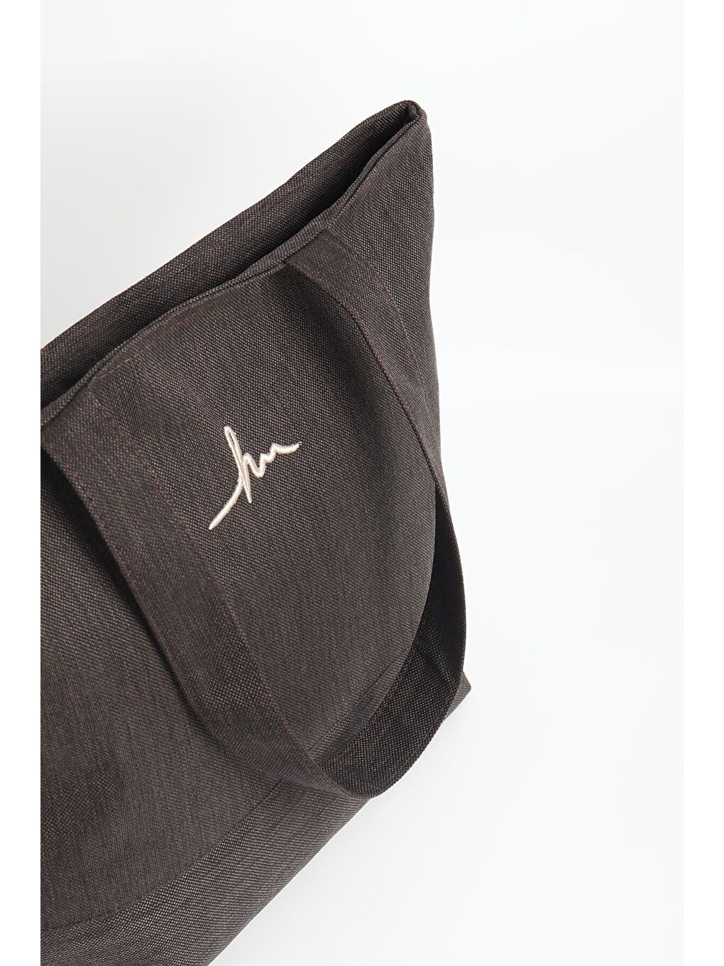 İmza Detaylı Nakışlı Fermuarlı Keten Plaj Omuz Çantası Kahverengi 35-1