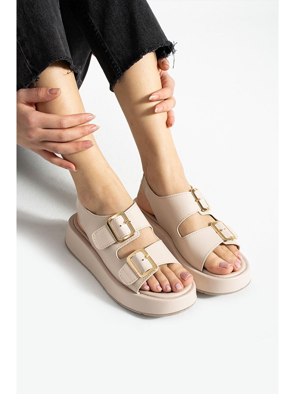 Ekru ADEL Dolgu Taban Kadın Sandalet Hafif Yazlık Ayakkabı Rahat Taban