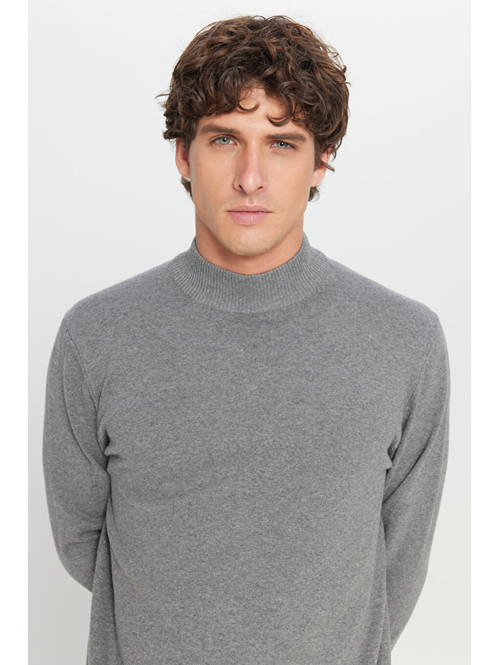 Erkek Gri Melanj Pamuklu Standart Fit Normal Kesim Yarım Balıkçı Yaka Triko Kazak-3