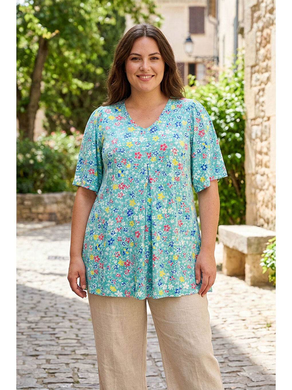 Turkuaz Büyük Beden V Yaka Kısa Kollu Çiçek Desenli Uzun T-shirt T168