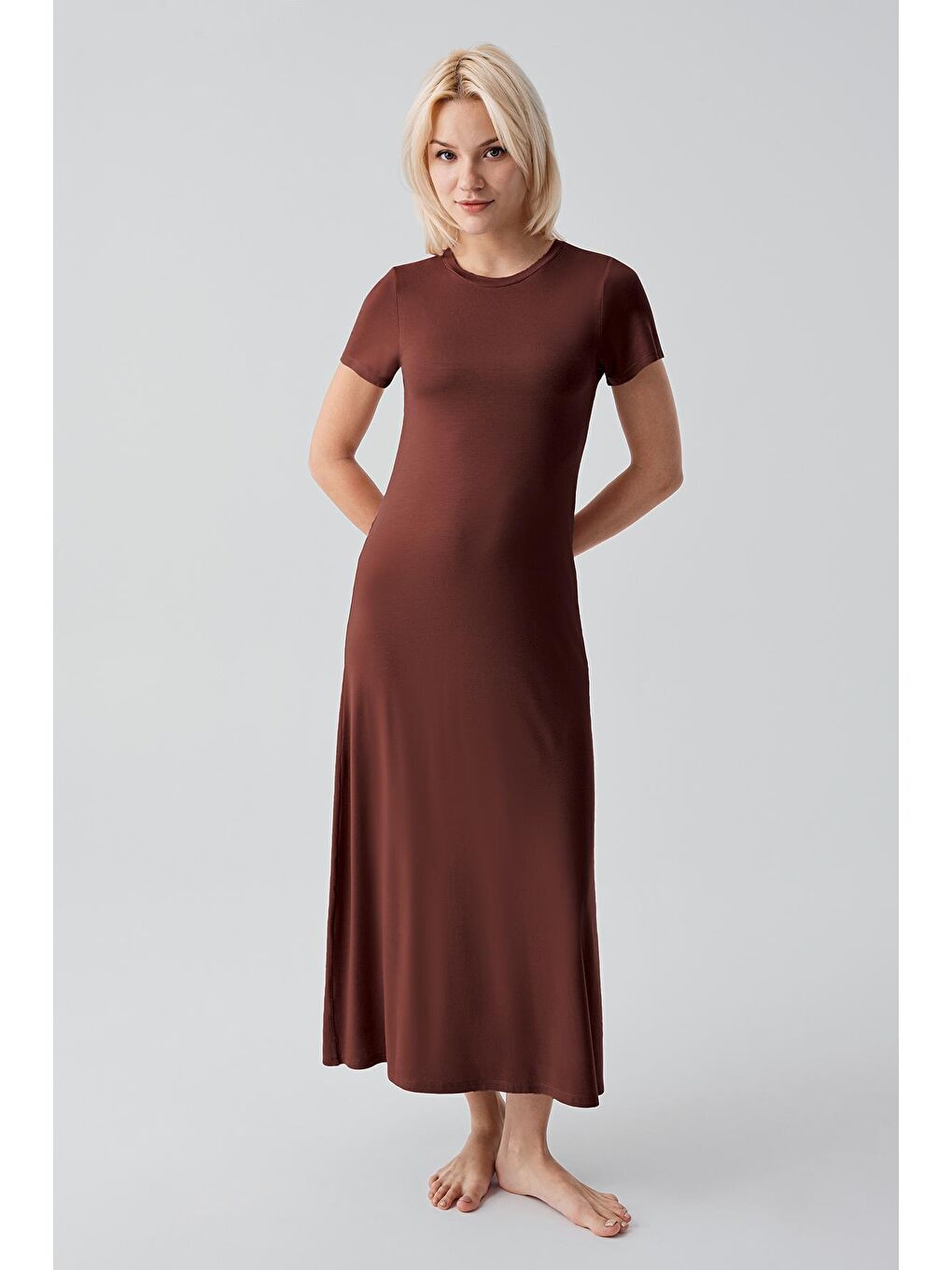 Kahverengi Kısa Kollu Uzun Basic Rahat Günlük Elastanlı Esnek Viskoz Soft Elbise 19110-1