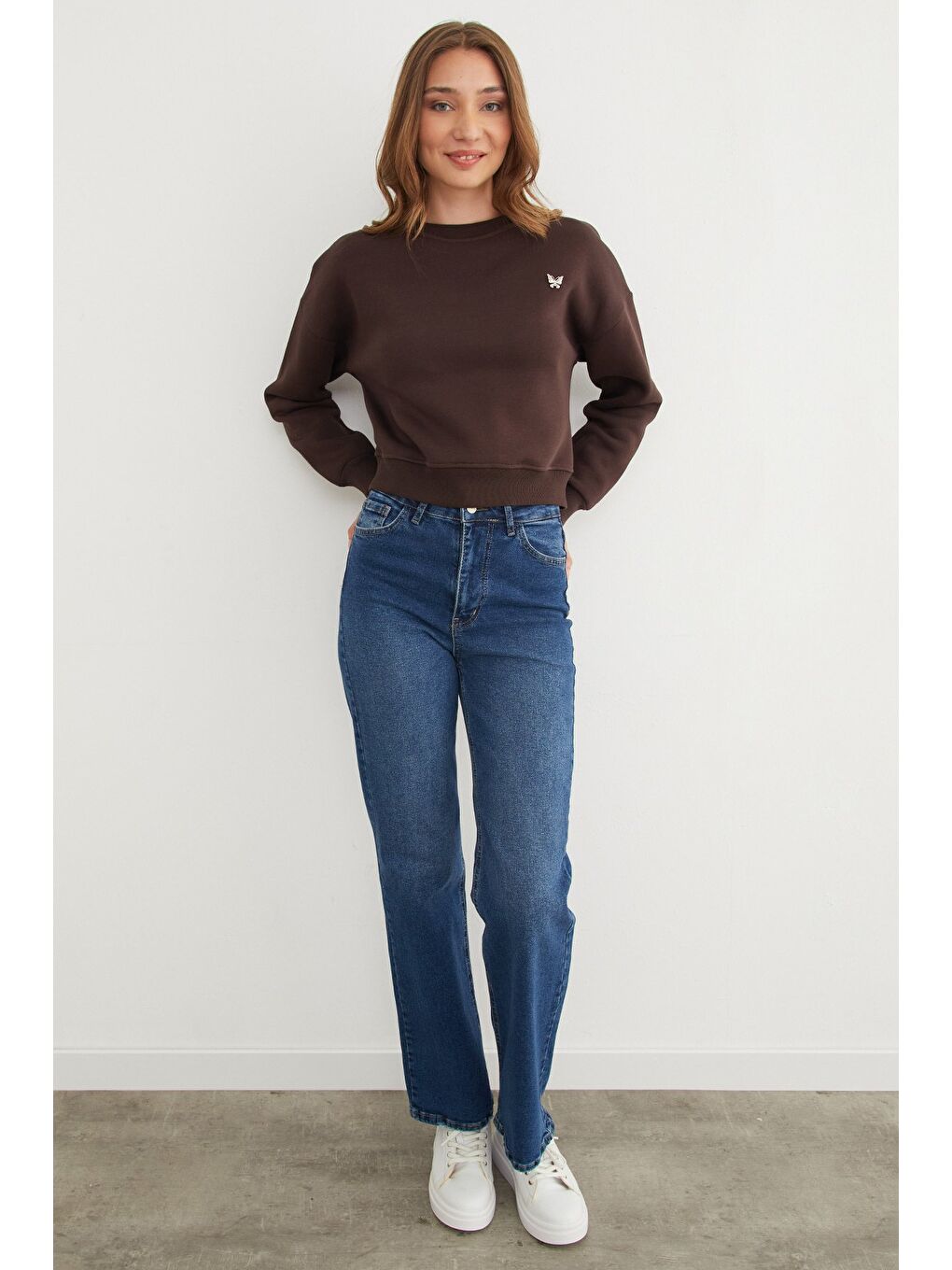 Kahverengi 3 İplik Metal Kelebek Aksesuarlı Sweatshirt-2