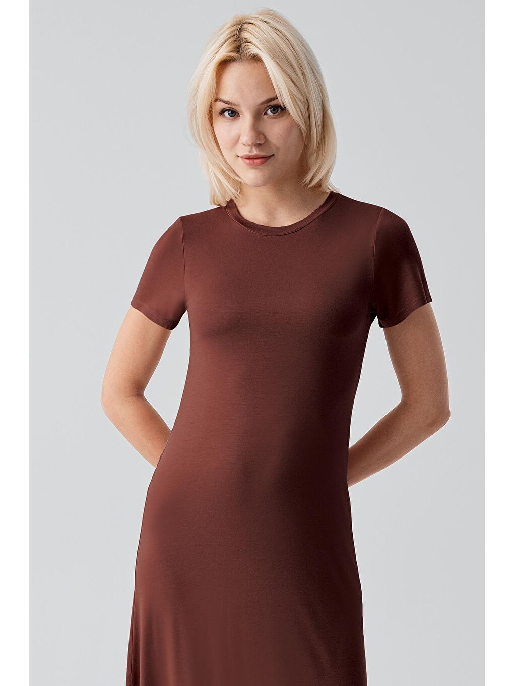 Kahverengi Kısa Kollu Uzun Basic Rahat Günlük Elastanlı Esnek Viskoz Soft Elbise 19110-3