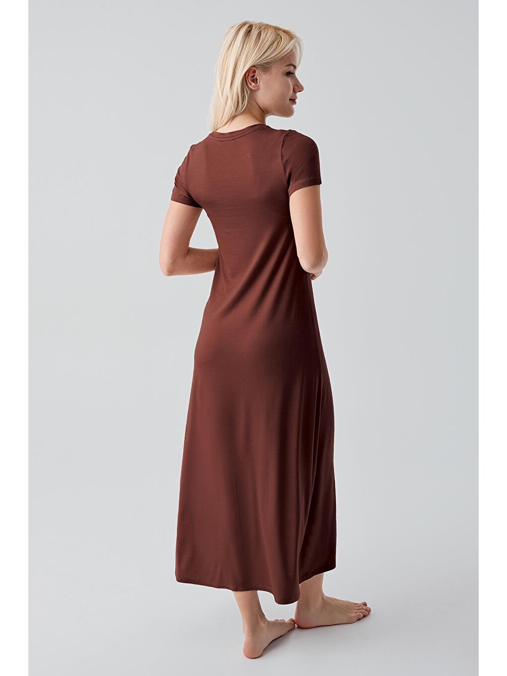 Kahverengi Kısa Kollu Uzun Basic Rahat Günlük Elastanlı Esnek Viskoz Soft Elbise 19110-4