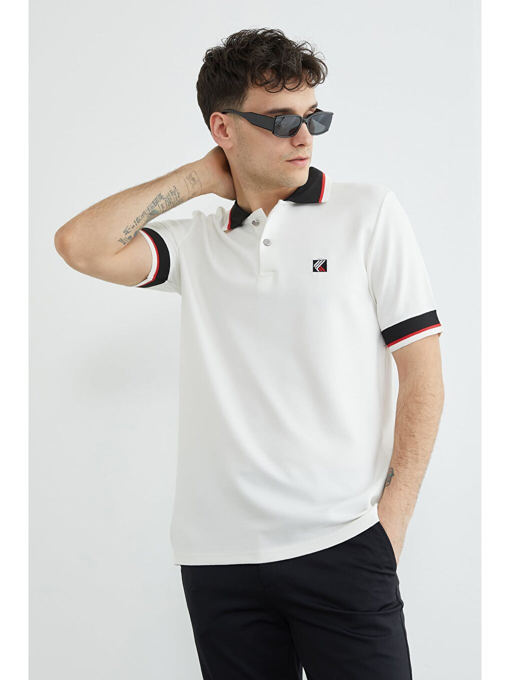 Ekru Ribanalı Polo Yaka Yarım Düğmeli Modal Tişört-2