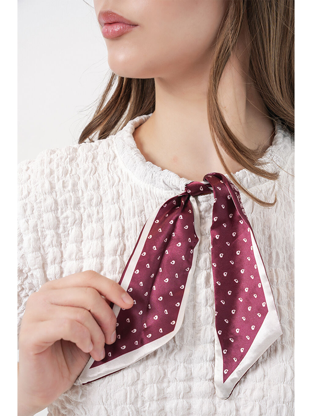 Kadın Kısa Kol Fularlı Örme Bluz 981 - Beyaz-4