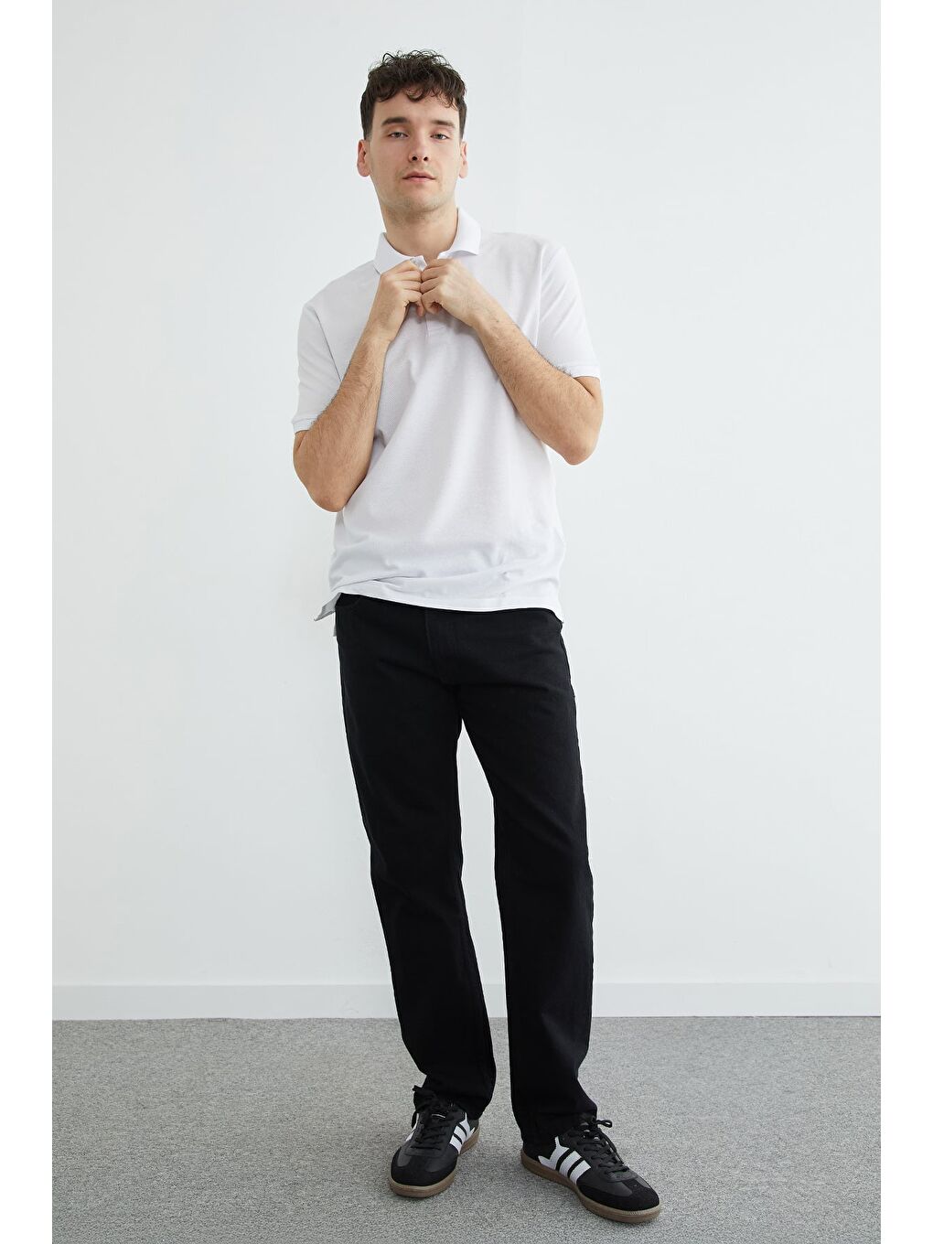 Beyaz Basic Polo Yaka Pike Tişört-3