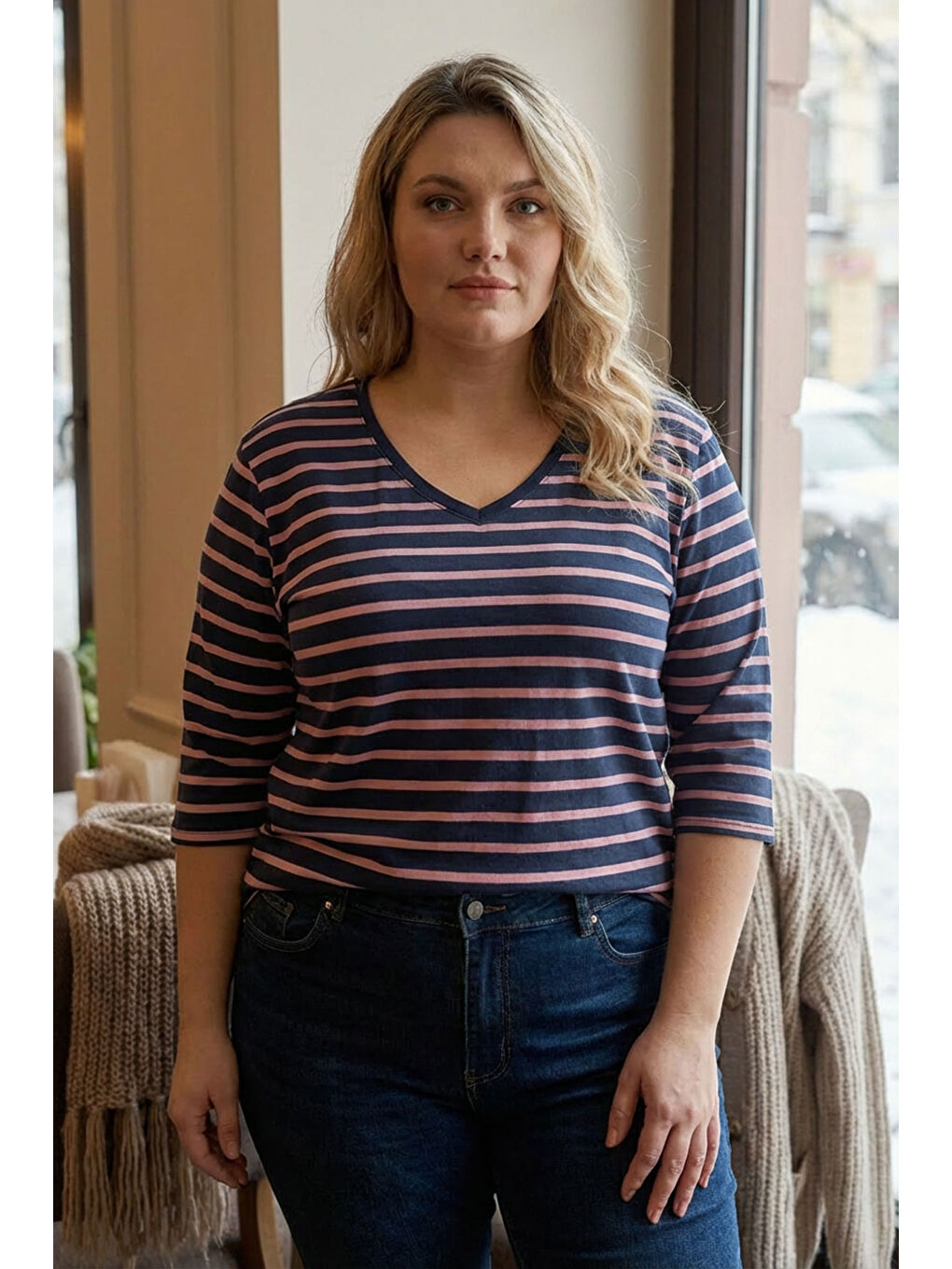 Lacivert Büyük Beden V Yaka Fakir Kol Çizgili İnce Sweatshirt 10971118