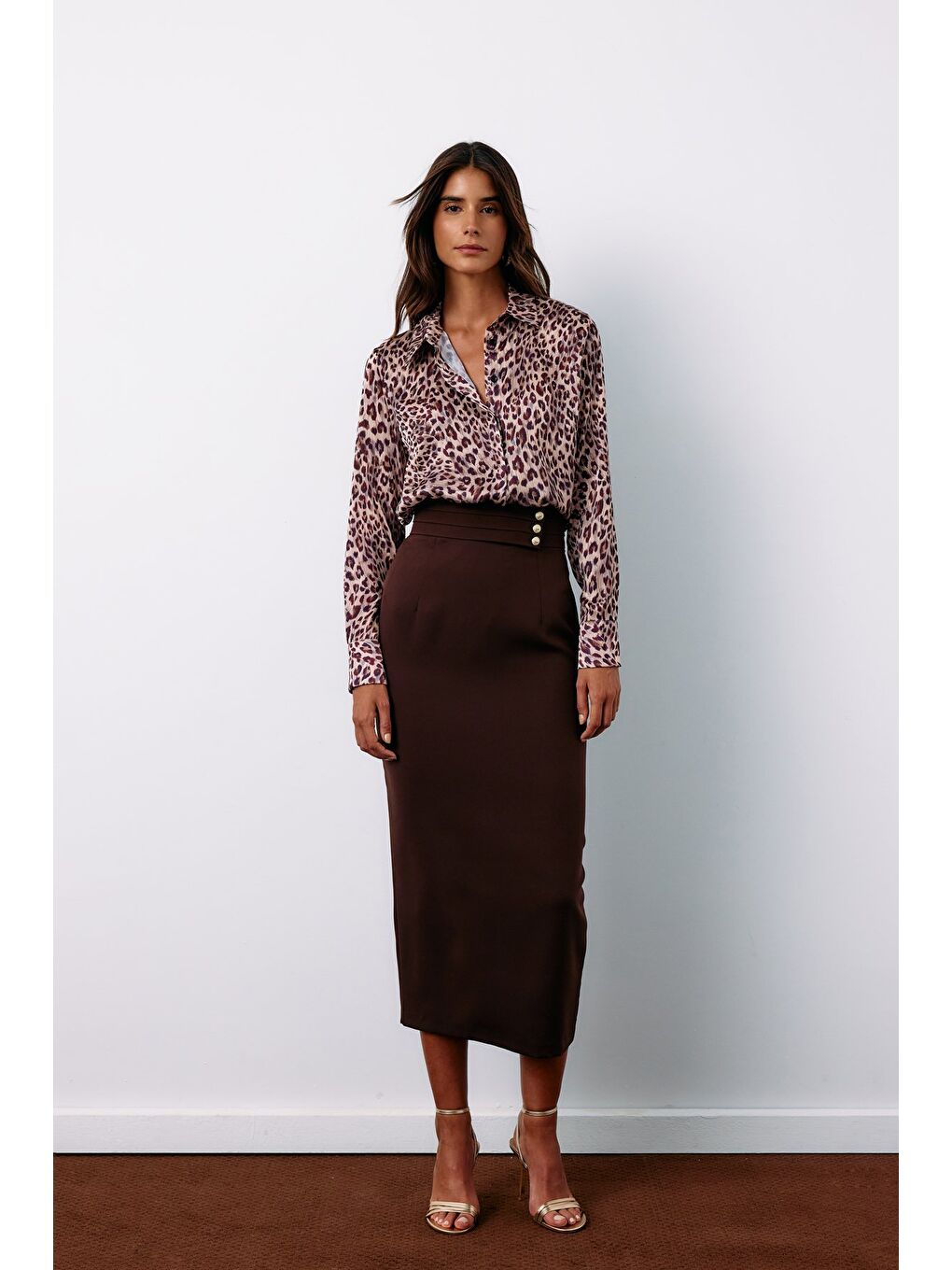 Kahverengi Düğme Detaylı Midi Etek - Kahve