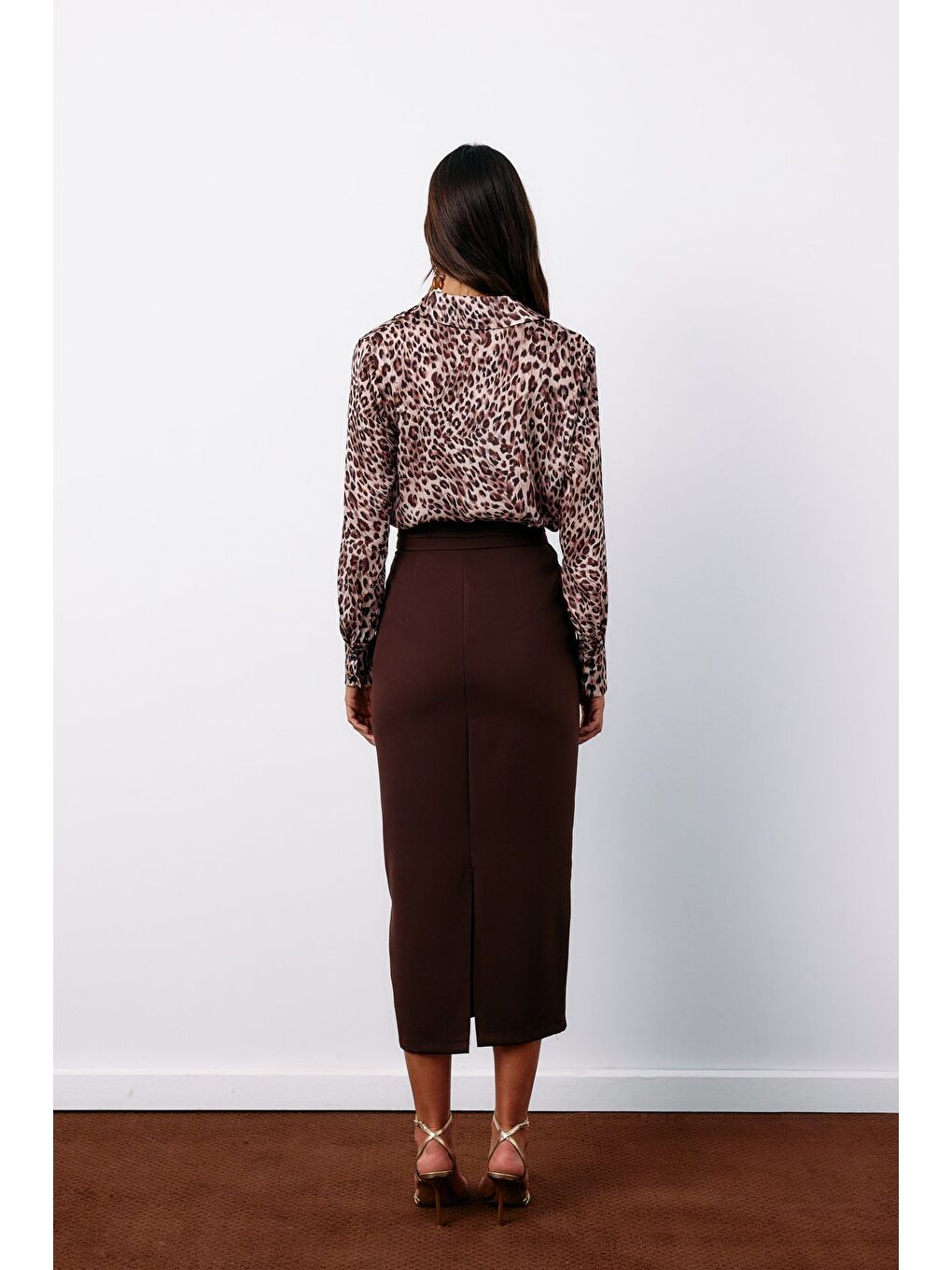 Kahverengi Düğme Detaylı Midi Etek - Kahve-5