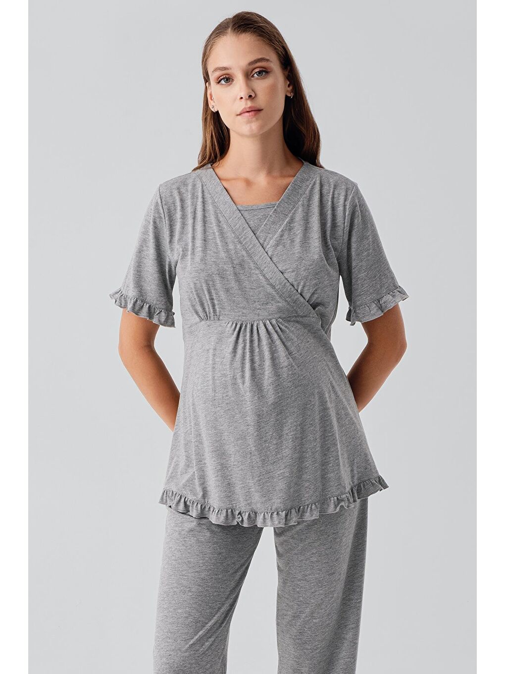 Gri Kısa Kollu Emzirme Bölmeli Ayarlanabilir Bel Pamuklu Hamile Pijama Takım 19218-2
