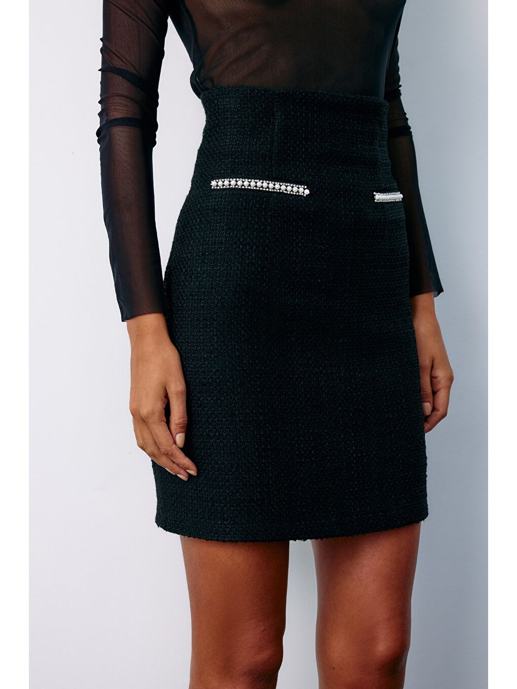 Aksesuar Detaylı Tüvit Etek - Siyah-4