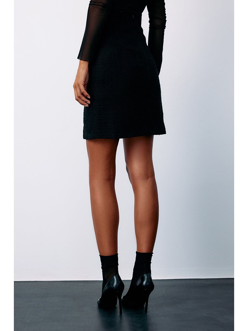 Aksesuar Detaylı Tüvit Etek - Siyah-5