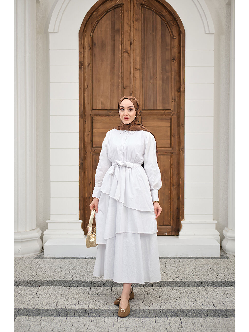 Kadın Eteği Volanlı Bel Bağlamalı Gömlek Yaka Yarım Düğmeli Elbise Beyaz-1