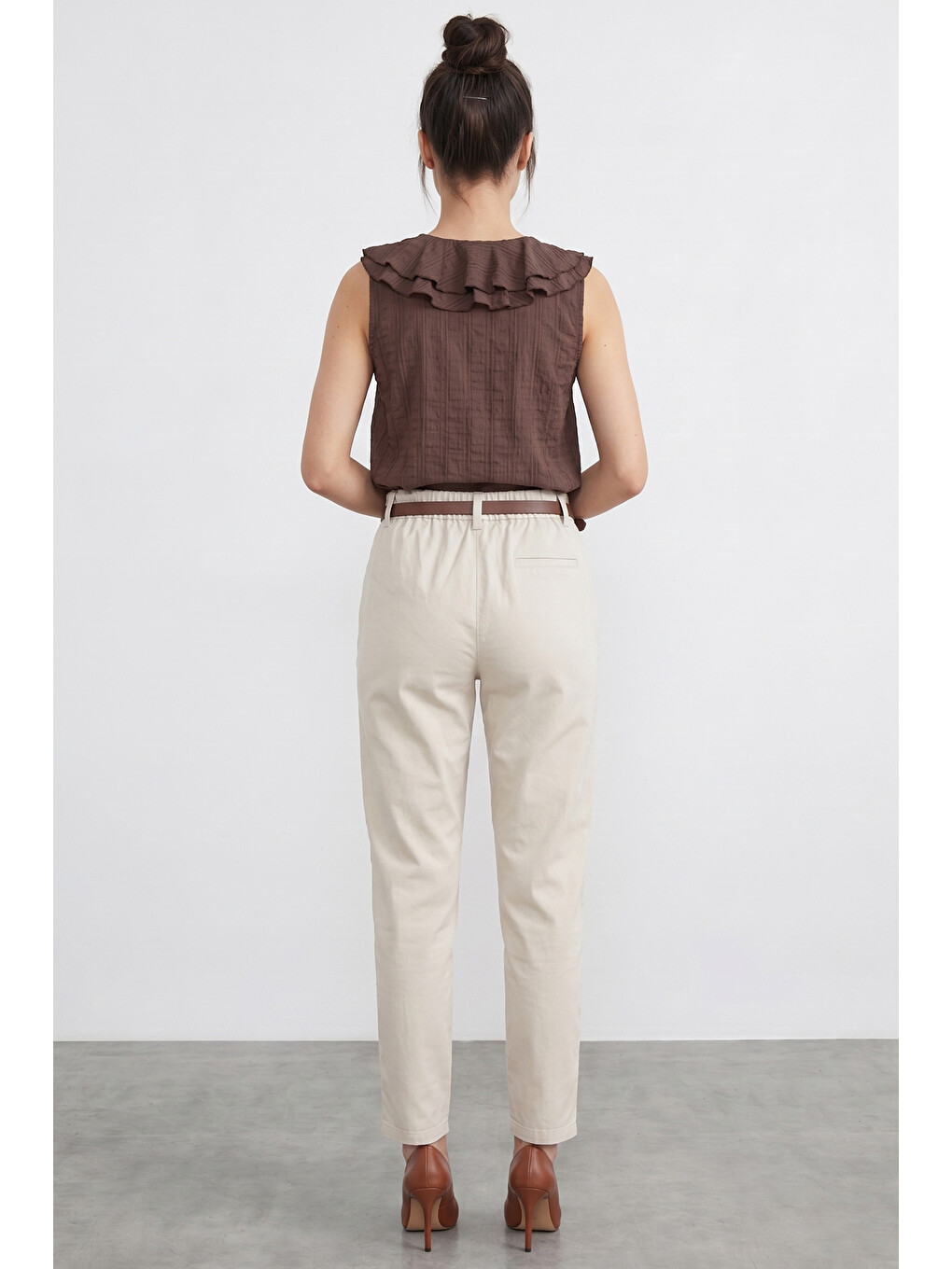 Bej Kemerli Cepli Gabardin Pantolon-2