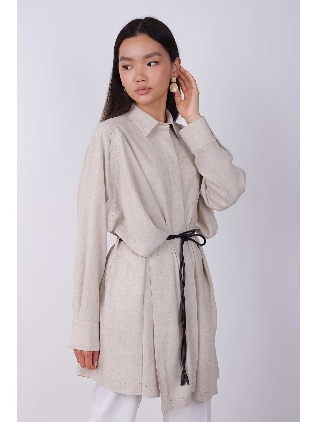 Bej Geniş Parçalı Tasarım Gömlek Sedef-2