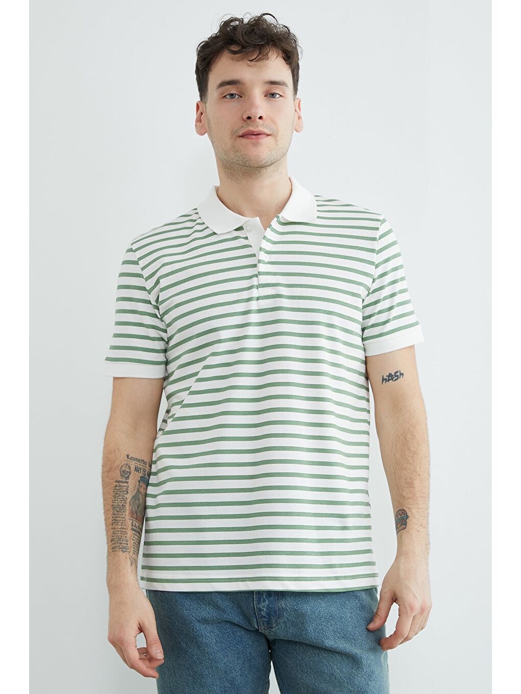 Yeşil Çizgili Polo Yaka Yarım Düğmeli Tişört-1