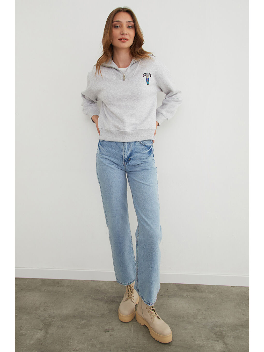 Gri 3 İplik Ayıcık Nakışlı Yarım Fermuarlı Sweatshirt-3