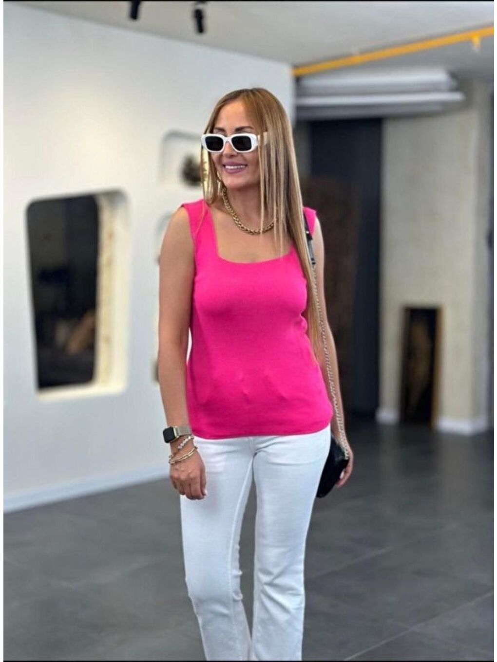 Pembe Kadın Kare Yaka Kalın Askılı Beyaz Triko Bluz-2