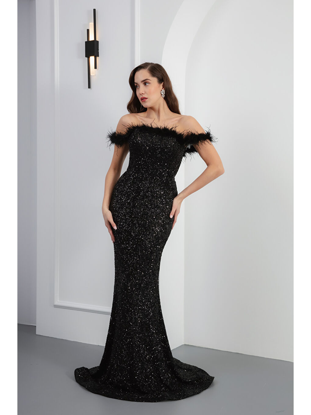 Kadın Siyah Kayık Yaka Payetli Uzun  Balık Abiye Elbise-1