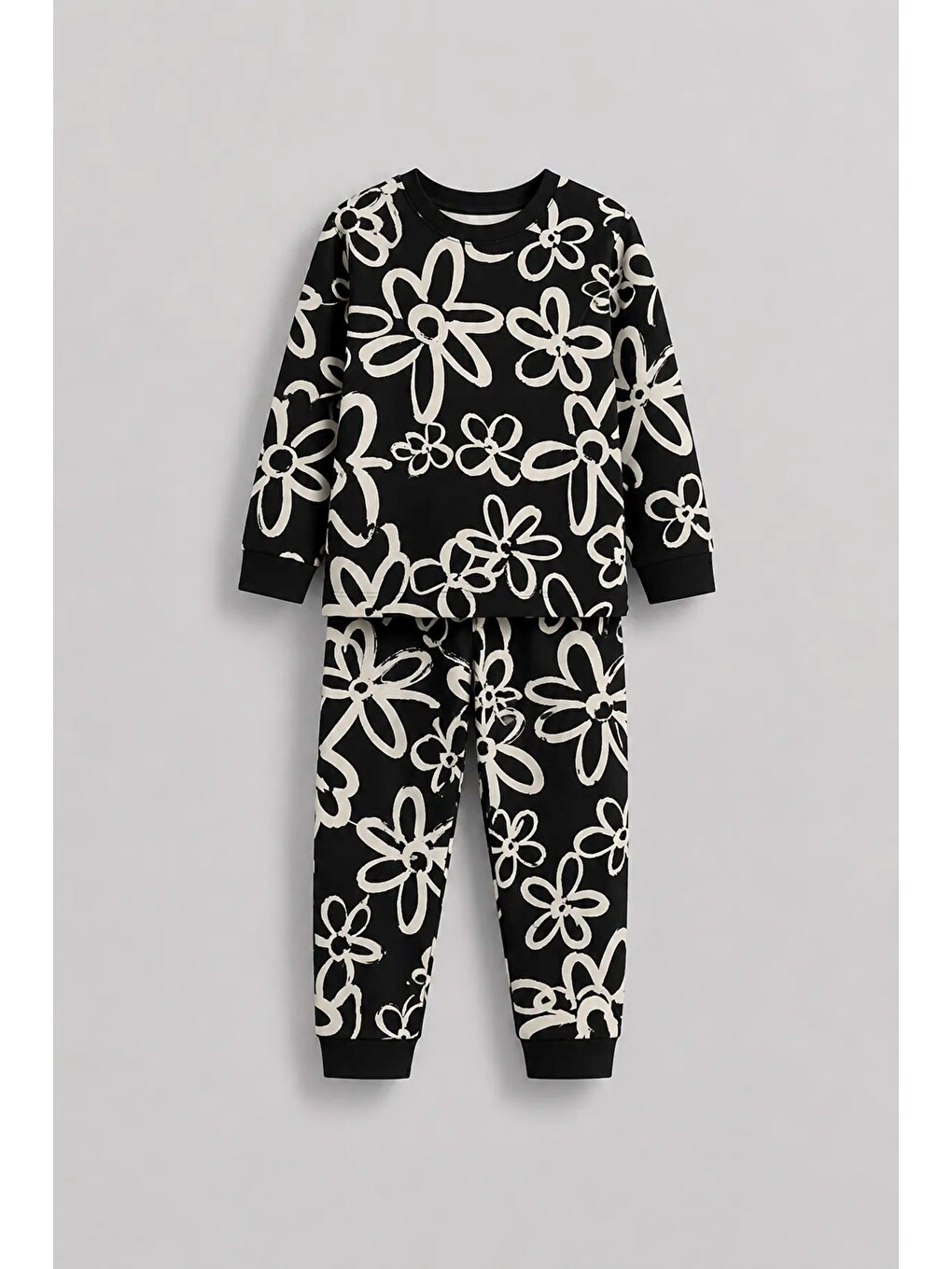Kız Çocuk Siyah Beyaz Büyük Papatya Desenli Uzun Kollu Pijama Takımı-6