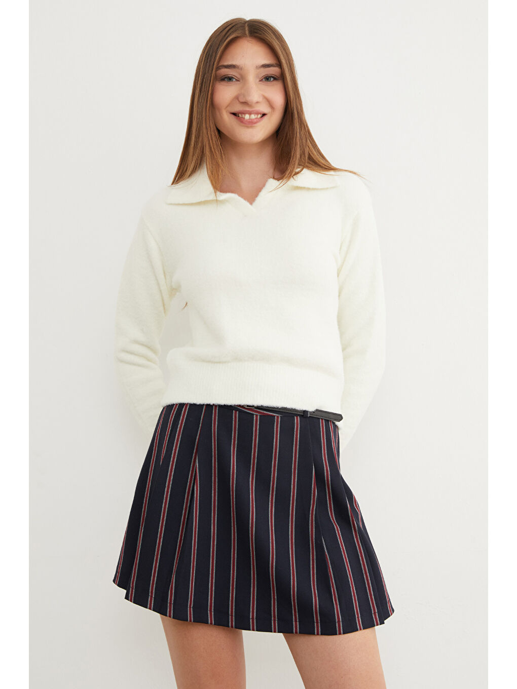 Ekru Basic Gömlek Yaka Sakallı Kazak-4