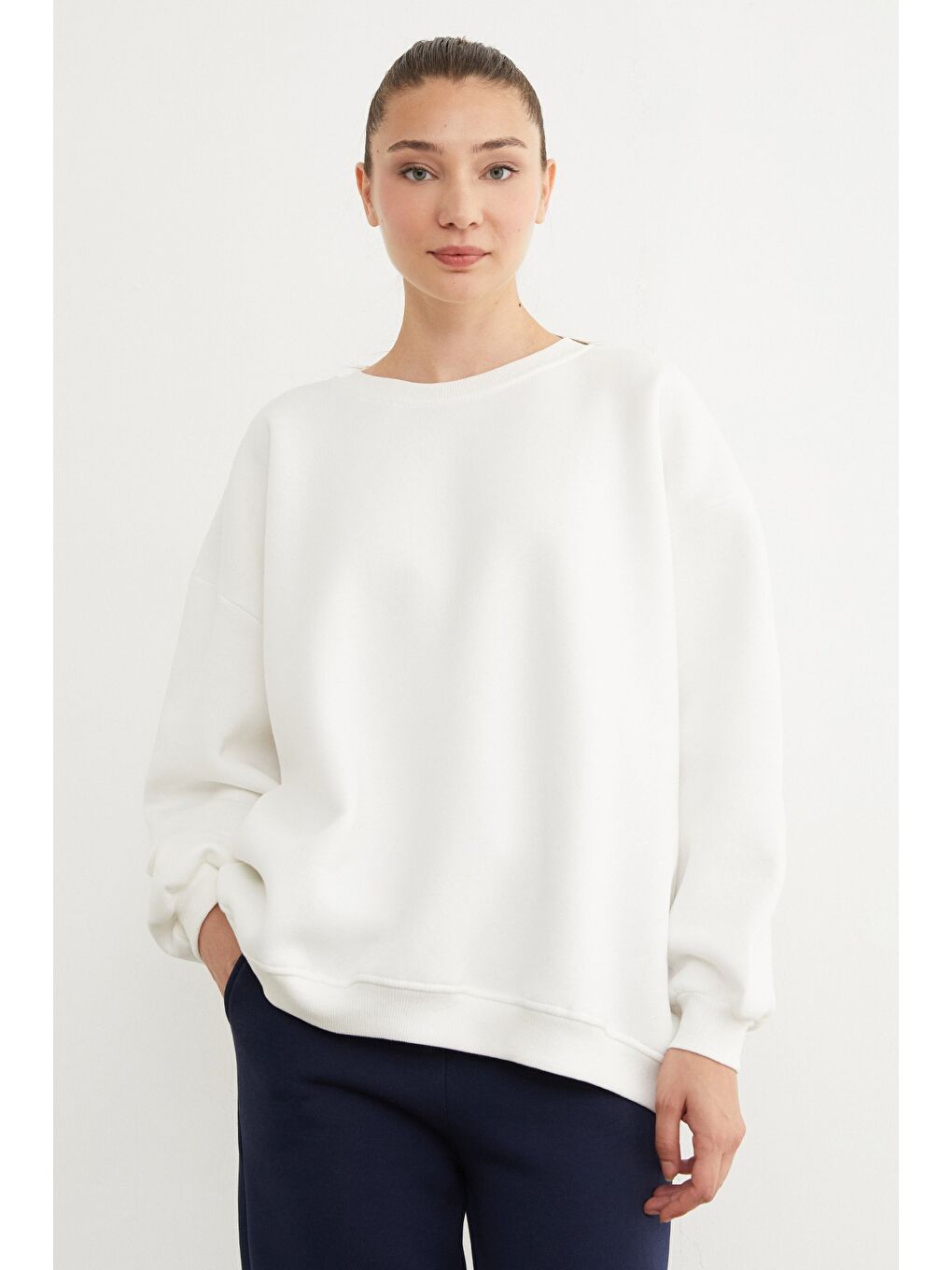 Ekru 3 İplik Basic Oversize Sweatshirt-2