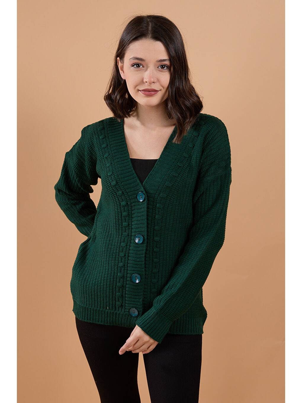 Yeşil Düğmeli Kabarcık Detaylı Triko Hırka Zumrut - 27648-1