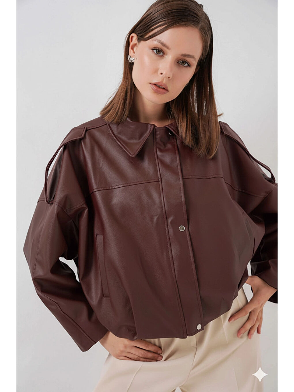 Kadın Bordo Oversize Fermuarlı ve Düğmeli Yandan Cepli Suni Deri Ceket HZL25W-BD110551-1