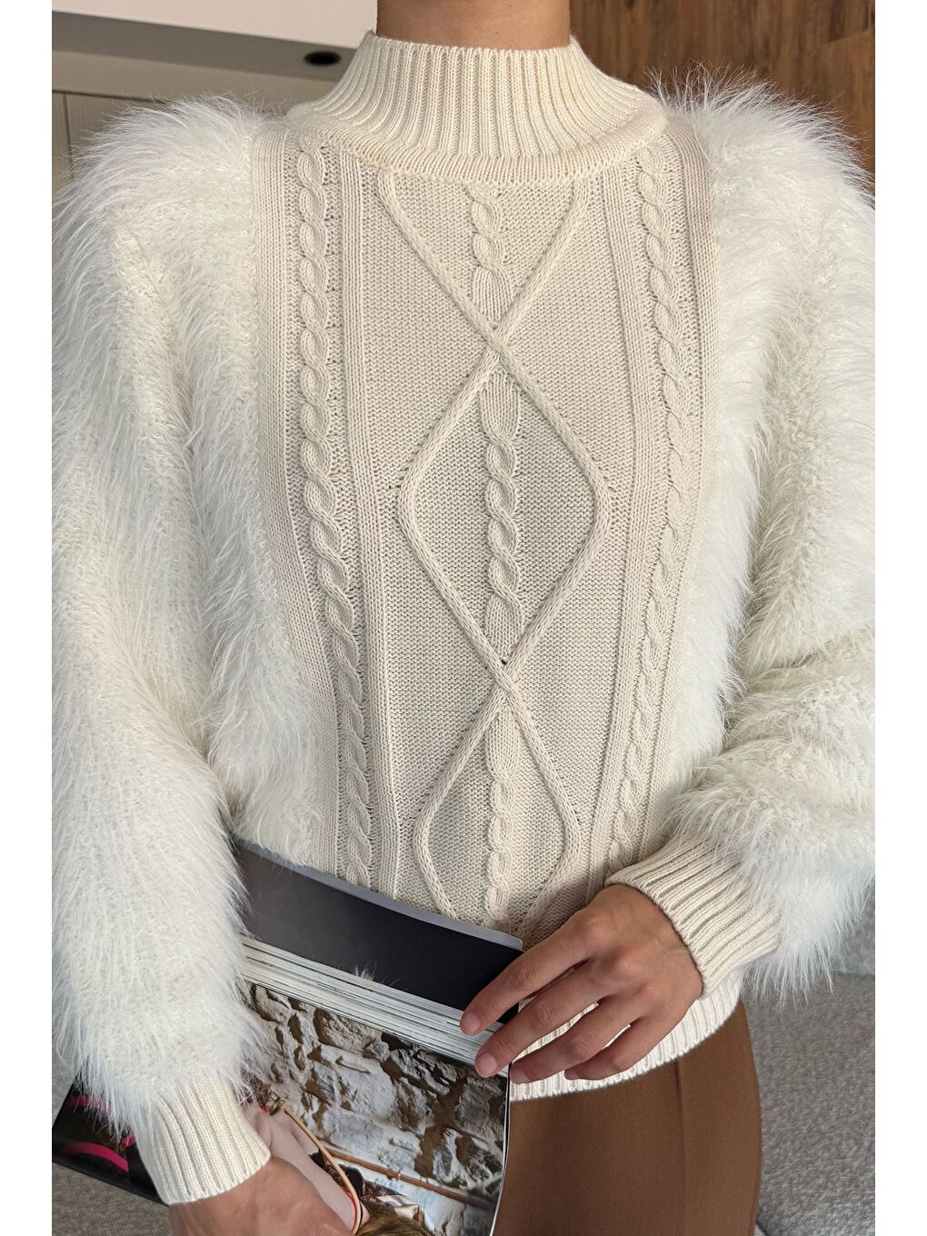 Ekru Kadın Balıkçı Yaka Sakallı Triko Kazak (s-m-l Uyumludur)-1