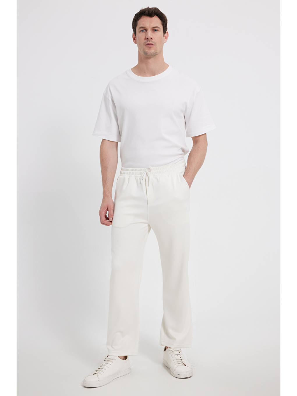 Erkek Ekru Baggy Fit Rahat Kesim Modal Kumaş Soft Doku Beli Bağcıklı Yan Cepli Eşofman Altı-3