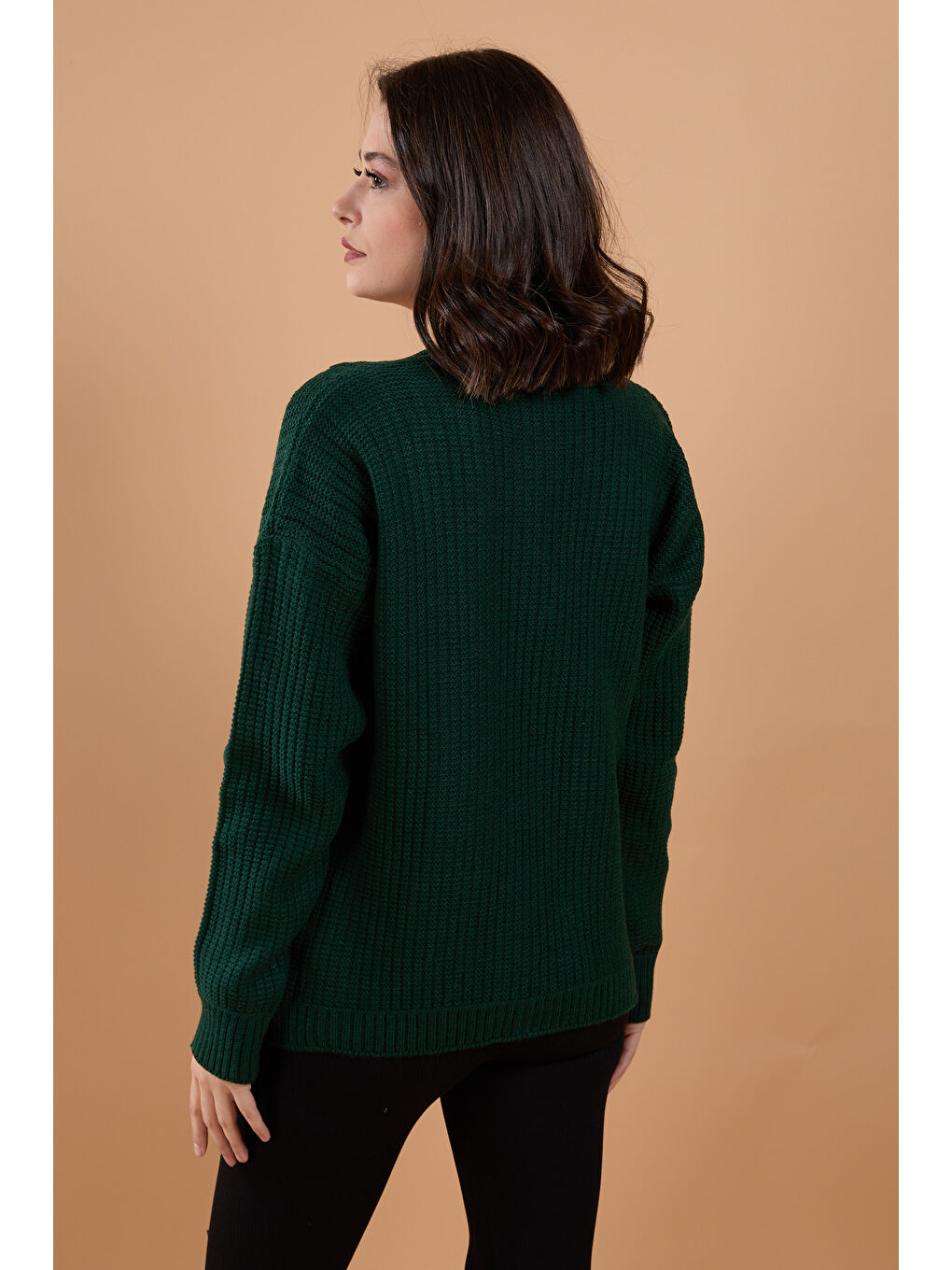 Yeşil Düğmeli Kabarcık Detaylı Triko Hırka Zumrut - 27648-3