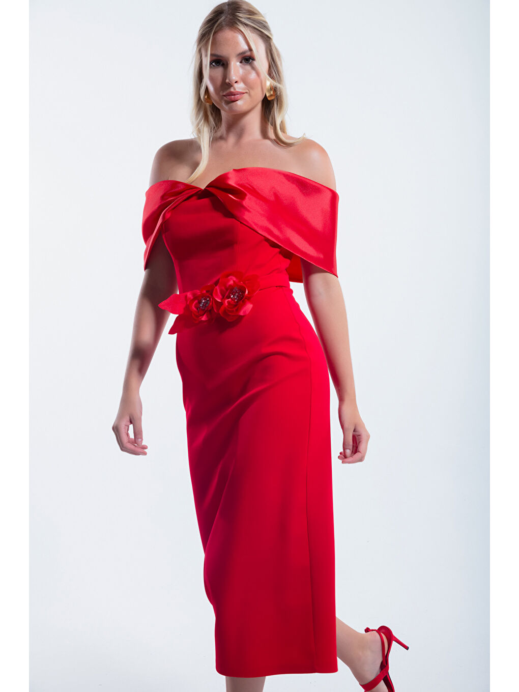 Kadın Kırmızı Kayık Yaka Fiyonklu Midi Abiye Elbise-1