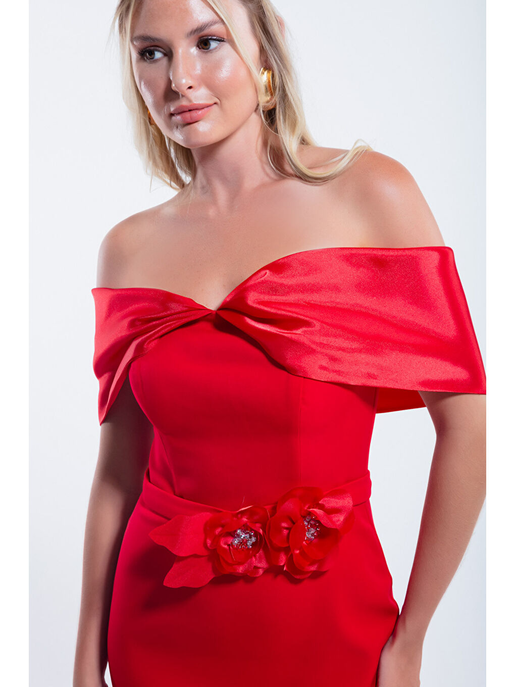 Kadın Kırmızı Kayık Yaka Fiyonklu Midi Abiye Elbise-3