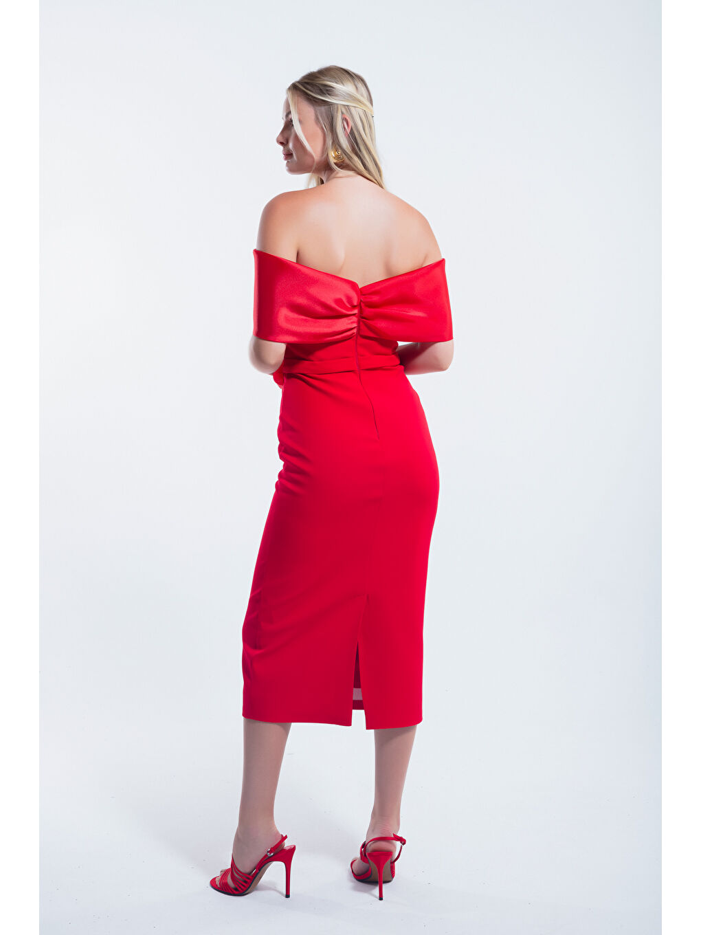Kadın Kırmızı Kayık Yaka Fiyonklu Midi Abiye Elbise-4