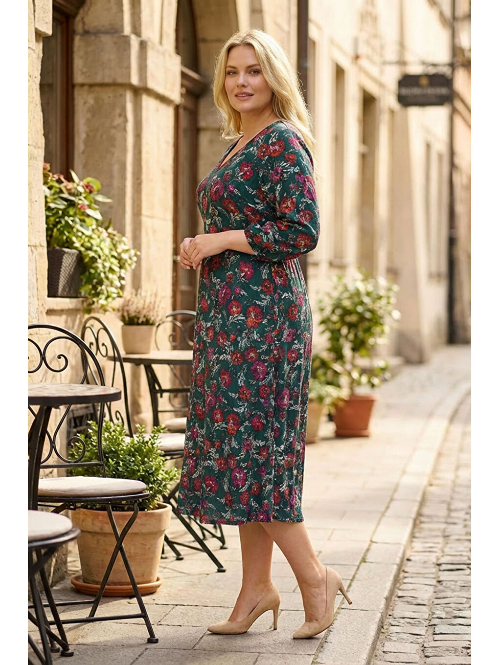 Yeşil Büyük Beden V Yaka Çiçek Desenli Fakir Kol Midi Elbise 140422-1