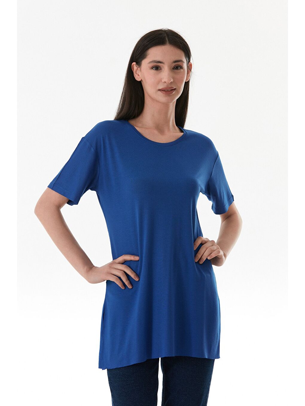 Mavi Basic Bisiklet Yaka Yanları Yırtmaçlı Elastanlı Salaş Tişört