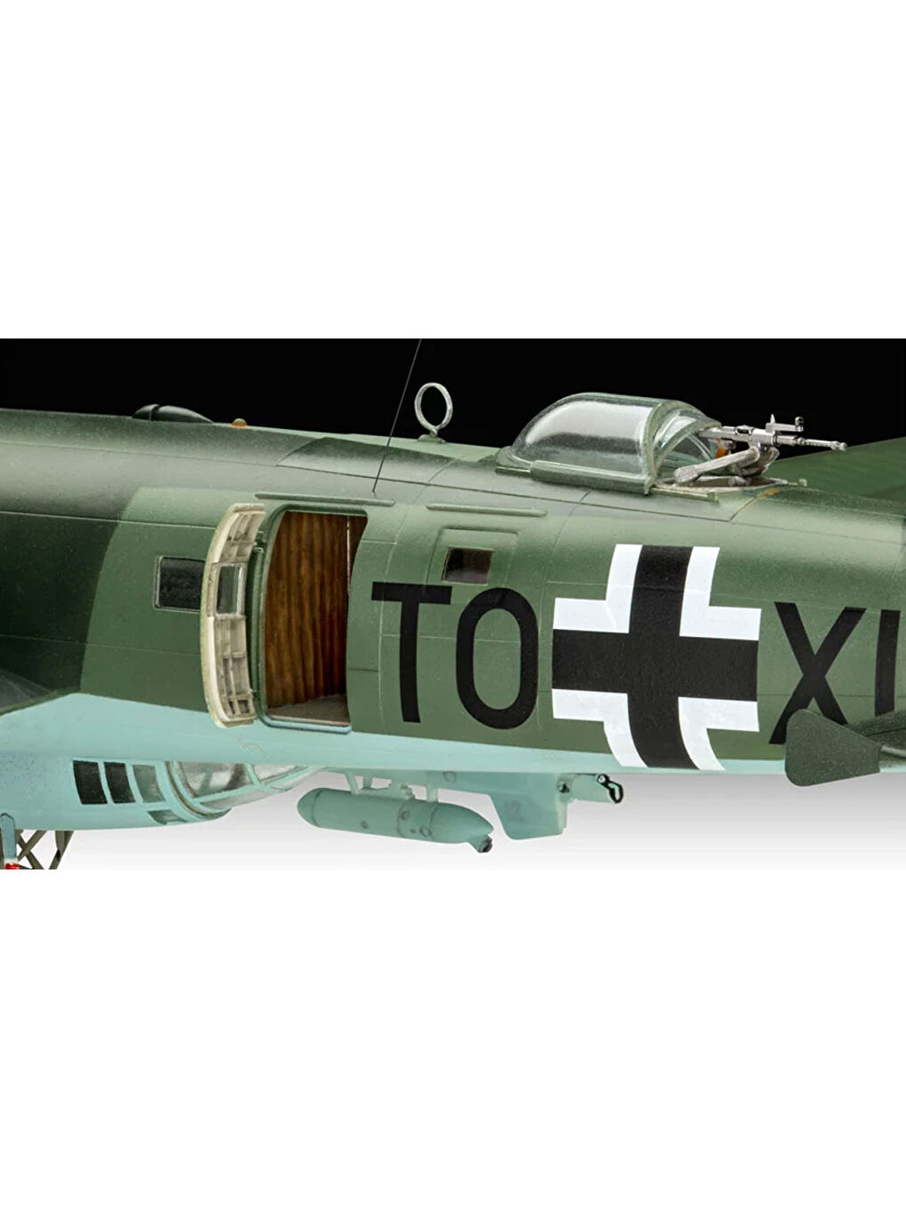 Maket Model Kit Uçak Focke-Wulf Fw 200 C-5/C-8 Condor 3777-3