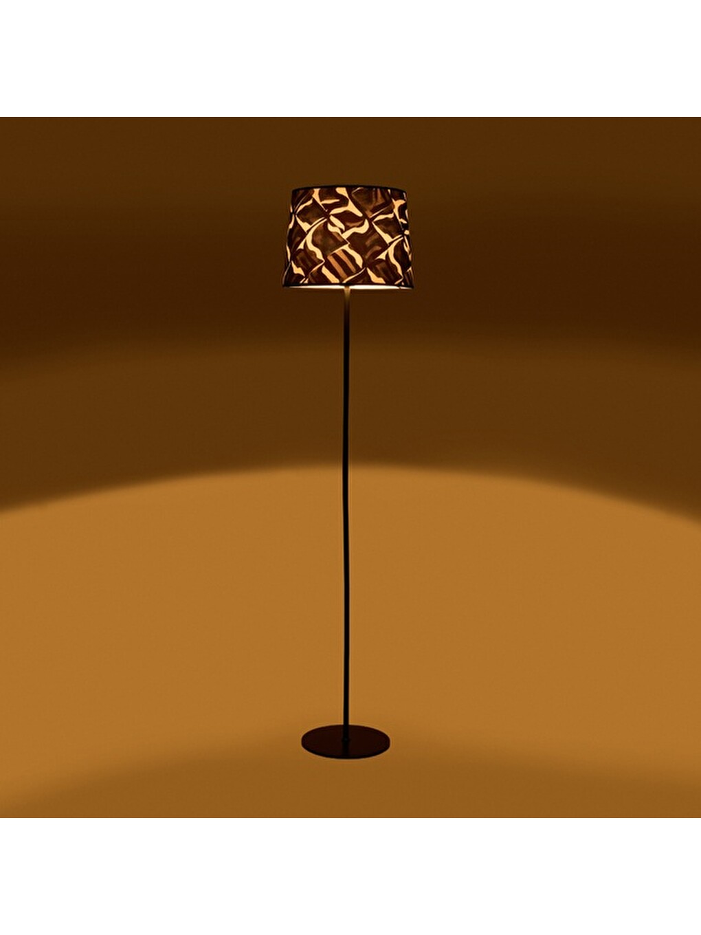 Karışık Lighting Metal Ayaklı Desenli Kumaş Başlık Lambader - Renkli - 150 cm-3